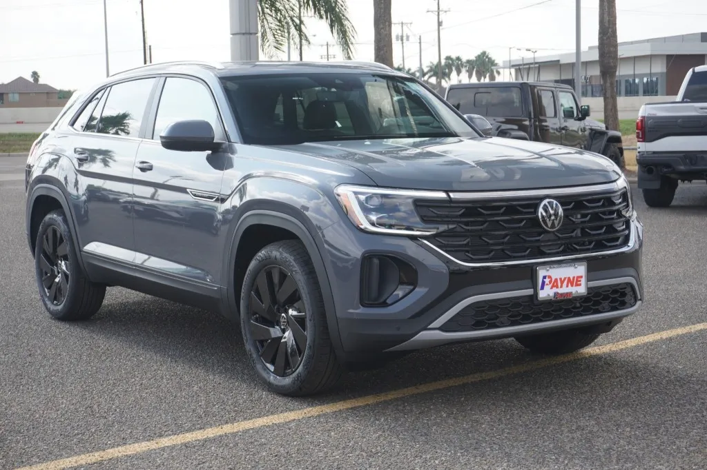 2026 Volkswagen Atlas Cross Sport 2.0T SE w/Technology