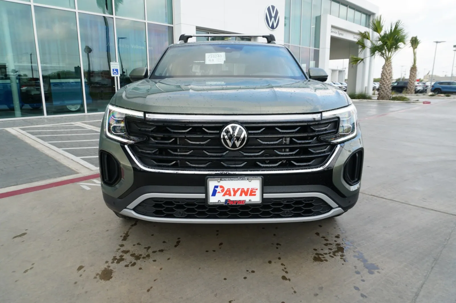 2026 Volkswagen Atlas Cross Sport 2.0T SE w/Technology