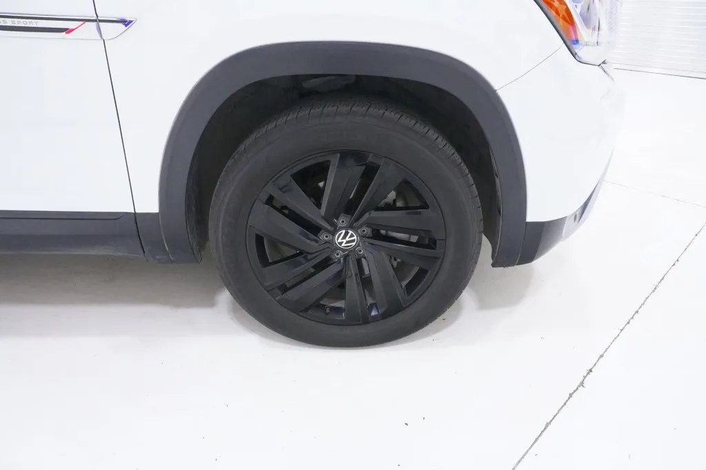 2023 Volkswagen Atlas Cross Sport 3.6L V6 SE w/Technology 2023 Volkswagen Atlas Cross Sport 3.6L V6 SE w/Technology