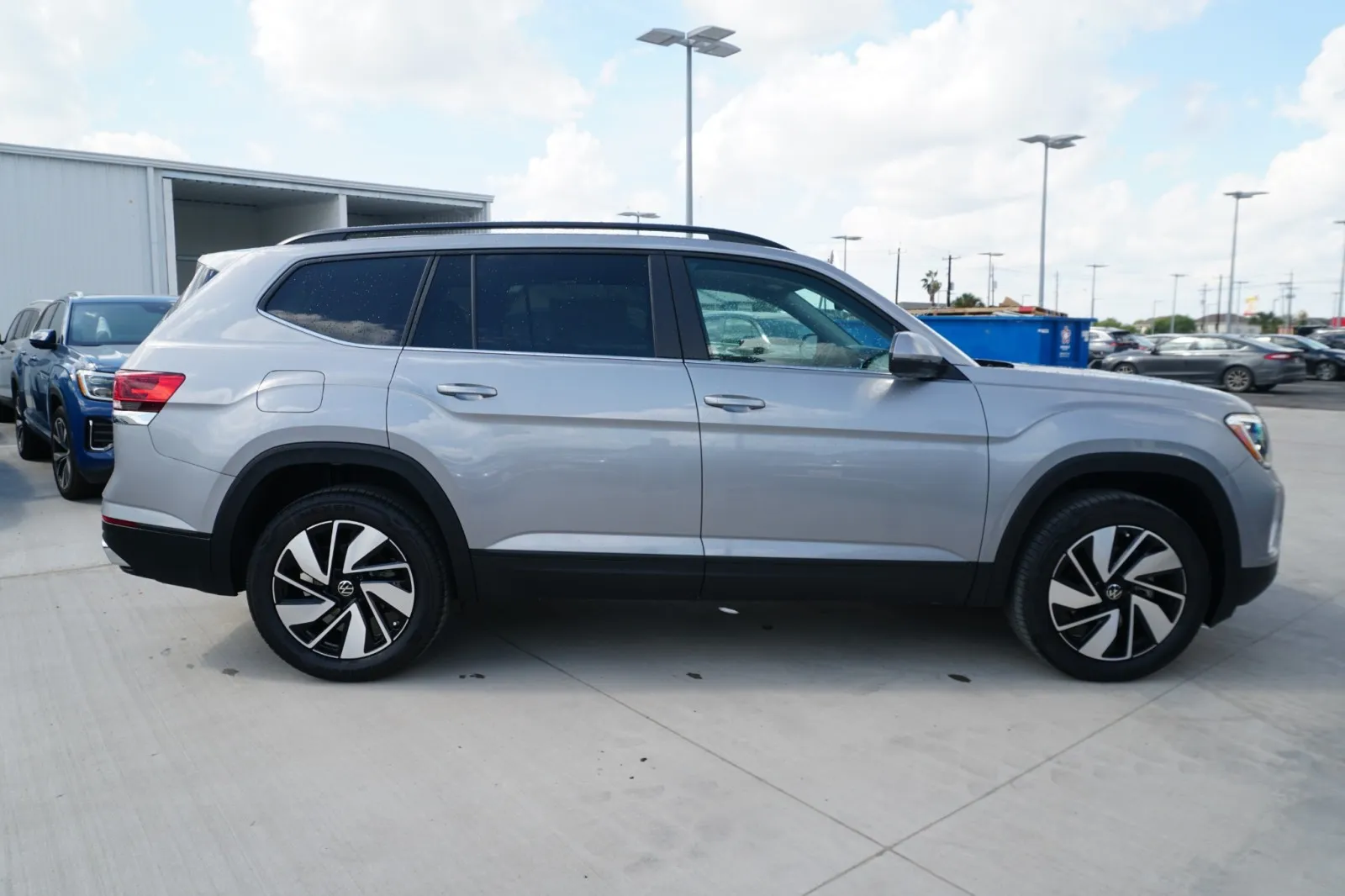 2026 Volkswagen Atlas 2.0T SE w/Technology 2026 Volkswagen Atlas 2.0T SE w/Technology