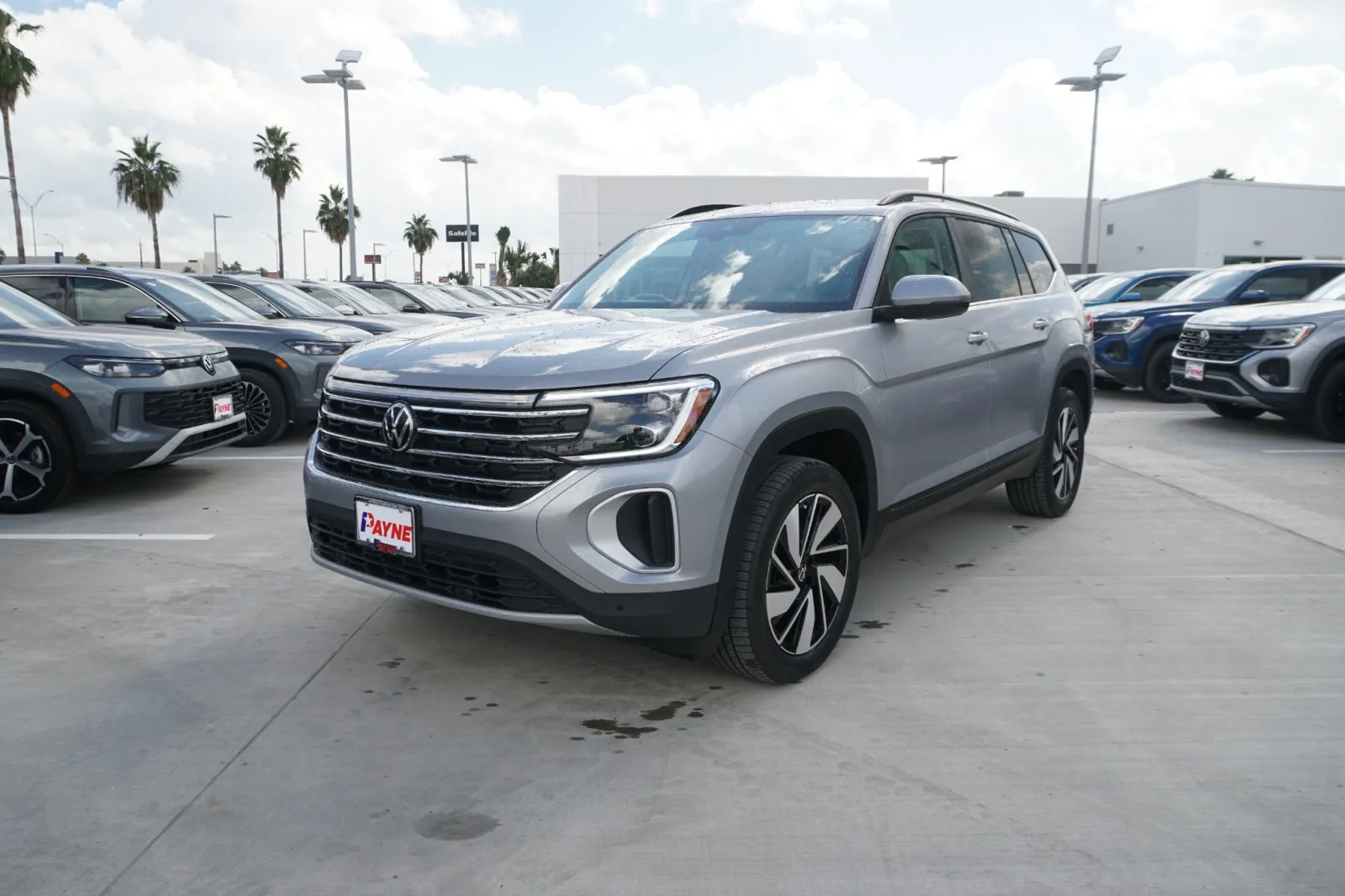 2026 Volkswagen Atlas 2.0T SE w/Technology
