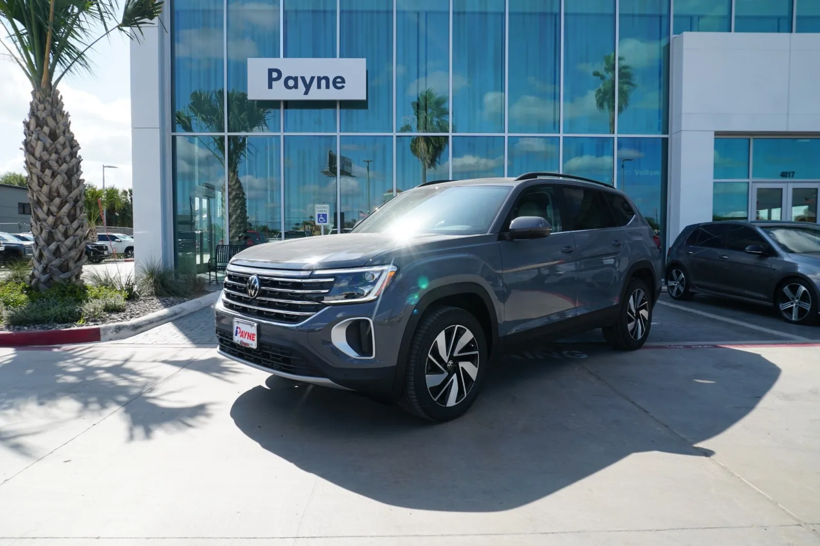 2026 Volkswagen Atlas 2.0T SE w/Technology