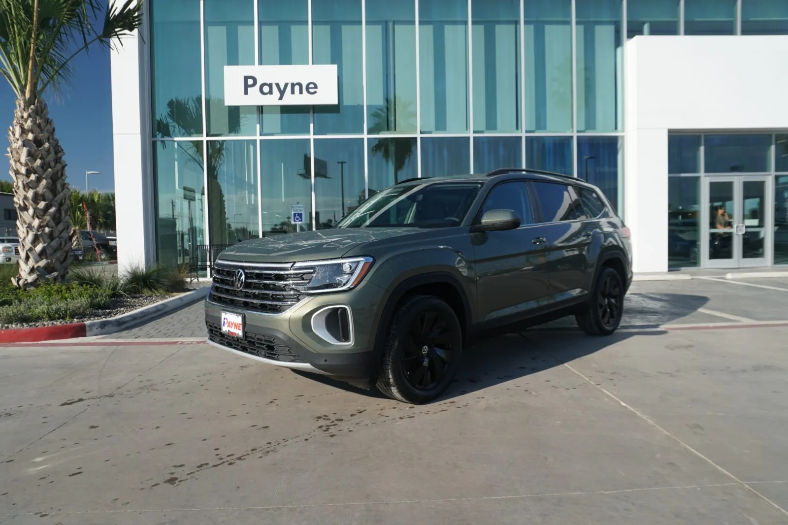 2026 Volkswagen Atlas 2.0T SE w/Technology