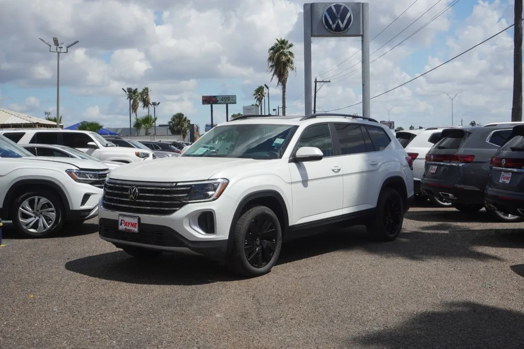 2026 Volkswagen Atlas 2.0T SE w/Technology
