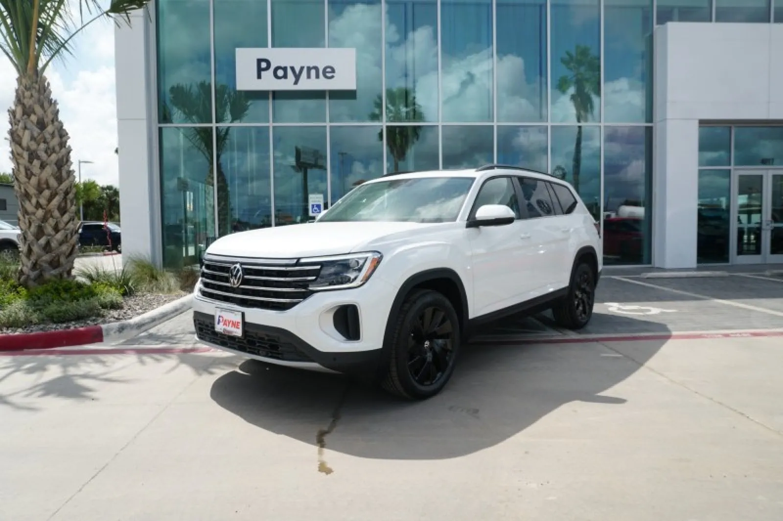 2026 Volkswagen Atlas 2.0T SE w/Technology