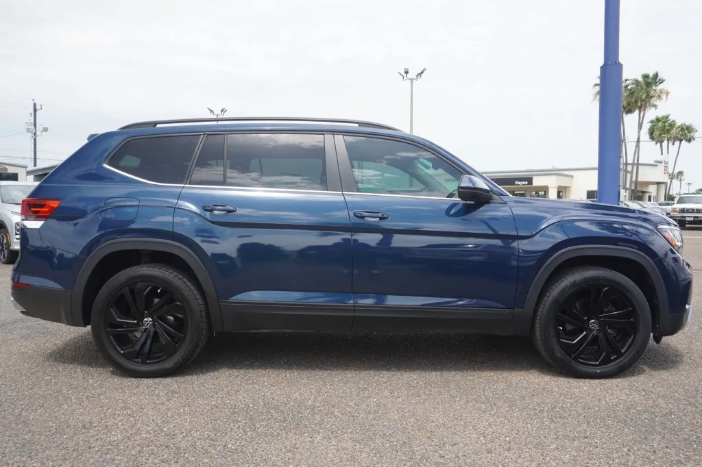 2022 Volkswagen Atlas 2.0T SE w/Technology