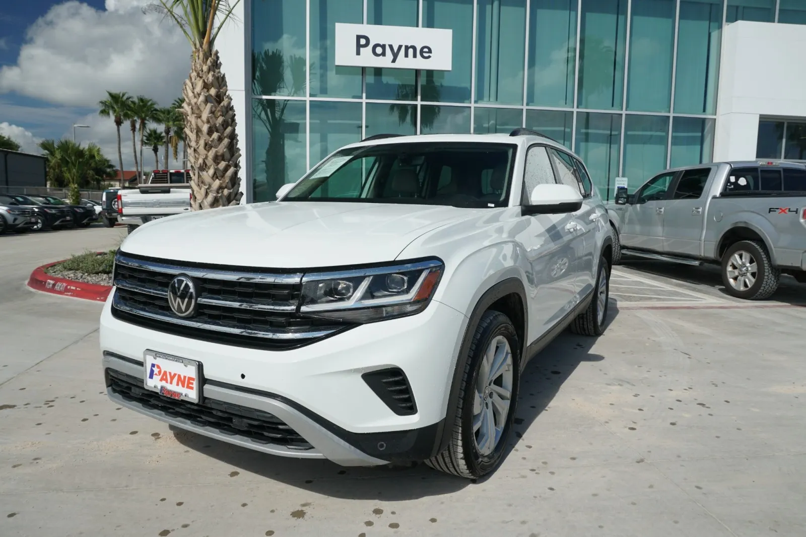 2022 Volkswagen Atlas 3.6L V6 SE w/Technology