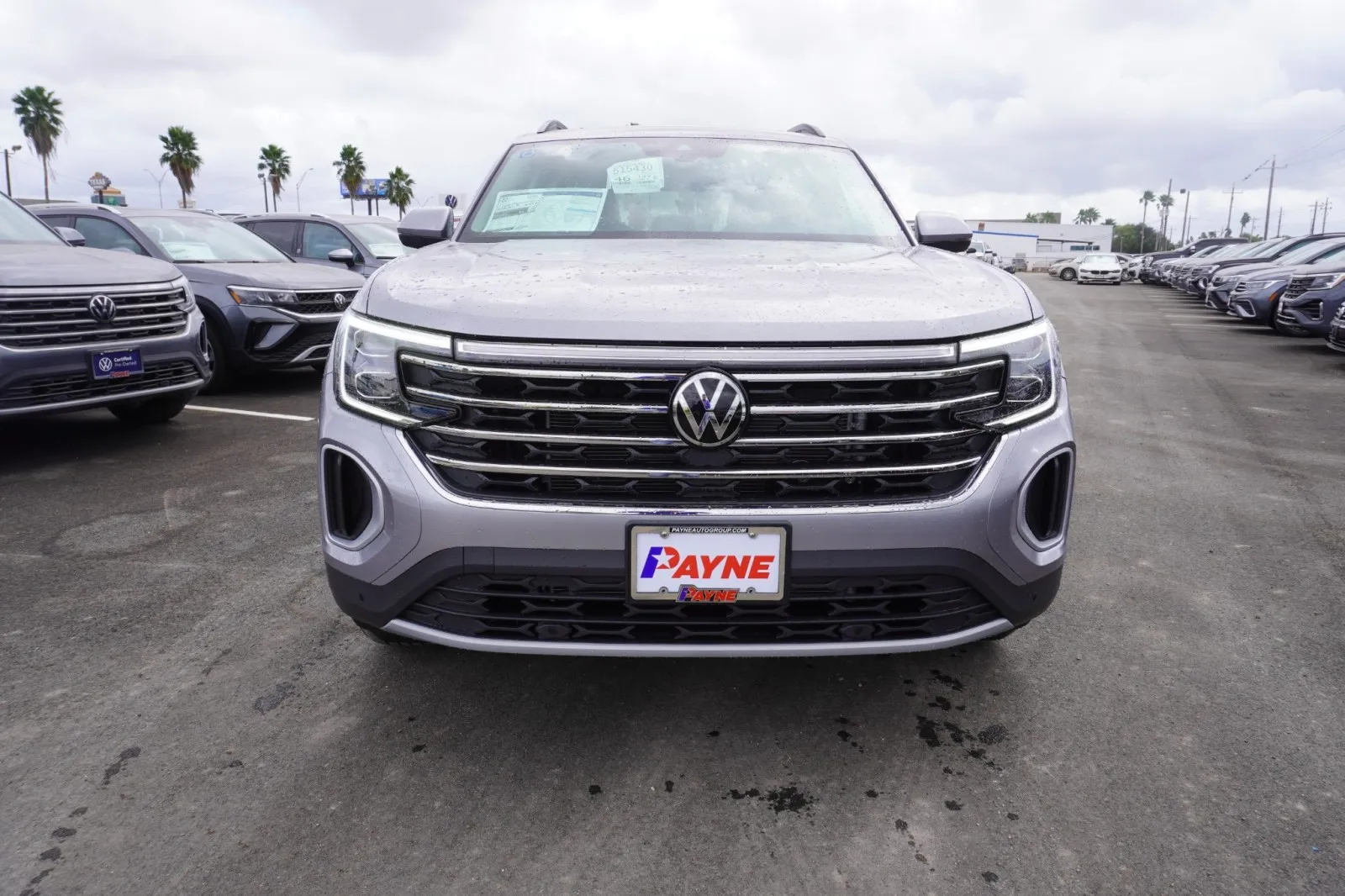 2025 Volkswagen Atlas 2.0T SE w/Technology