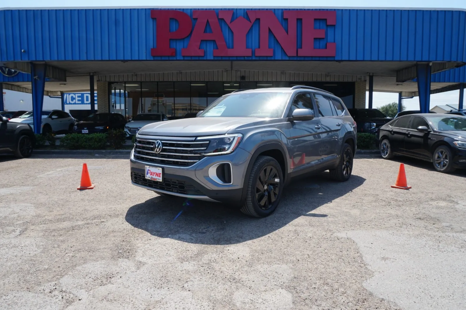 2024 Volkswagen Atlas 2.0T SE w/Technology