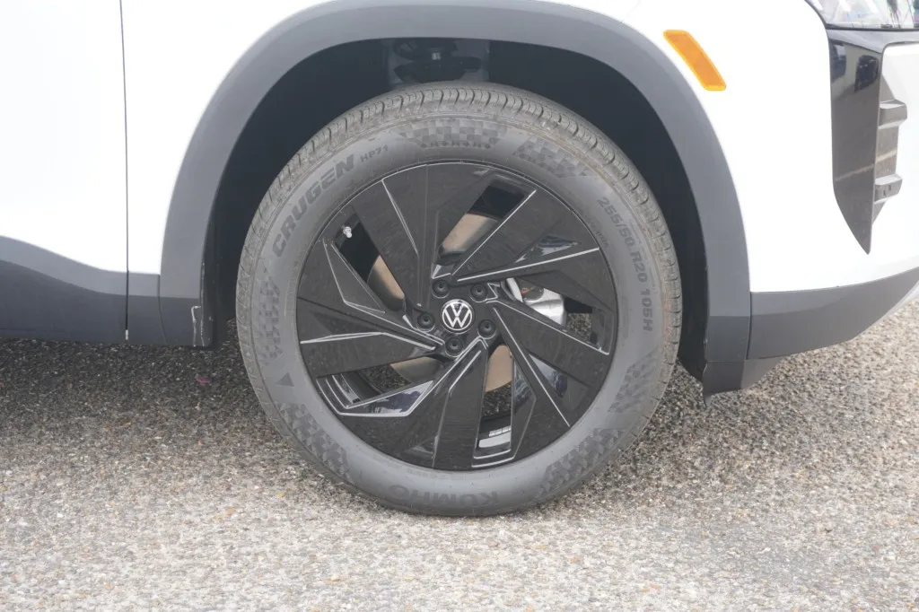 2027 Volkswagen Atlas SE w/Technology
