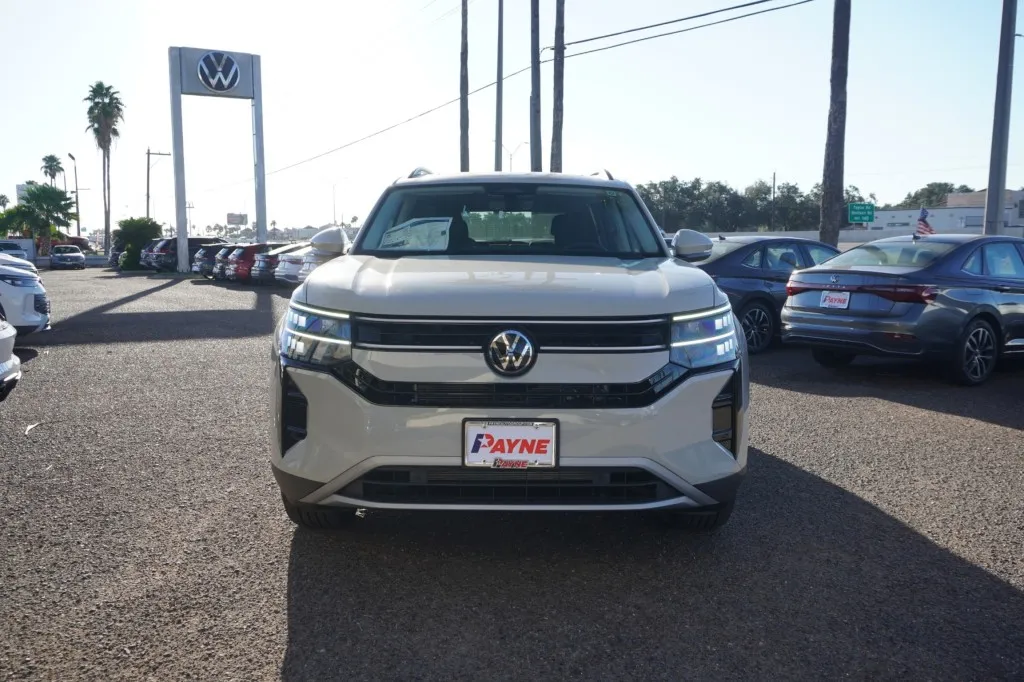 2027 Volkswagen Atlas SE w/Technology