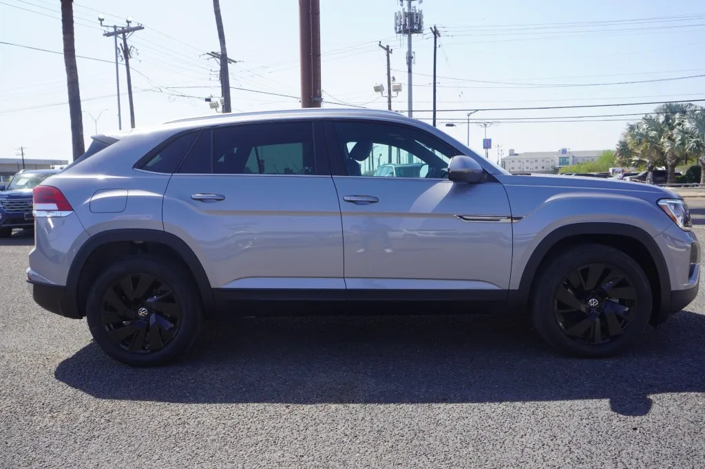 2026 Volkswagen Atlas Cross Sport 2.0T SE w/Technology 2026 Volkswagen Atlas Cross Sport 2.0T SE w/Technology