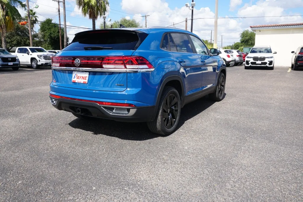 2025 Volkswagen Atlas Cross Sport 2.0T SE w/Technology