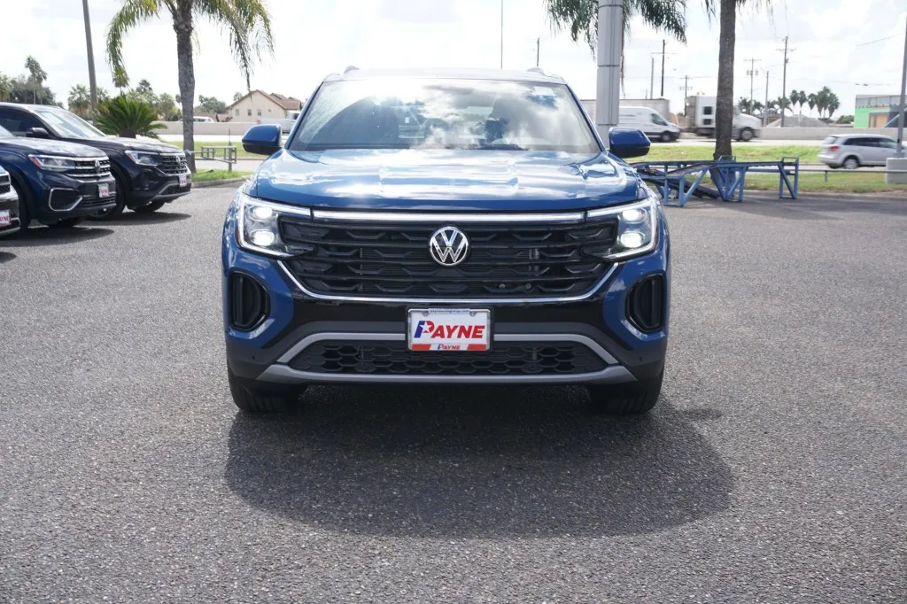 2025 Volkswagen Atlas Cross Sport 2.0T SE w/Technology