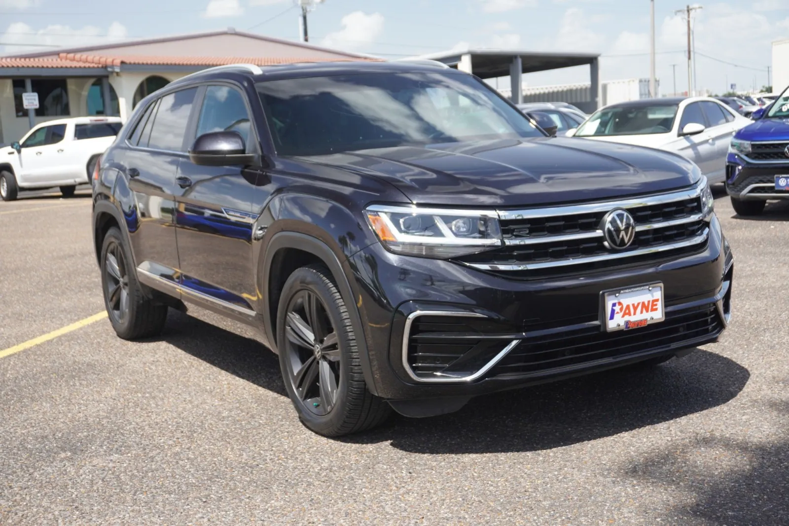 2021 Volkswagen Atlas Cross Sport 3.6L V6 SE w/Technology R-Line 2021 Volkswagen Atlas Cross Sport 3.6L V6 SE w/Technology R-Line