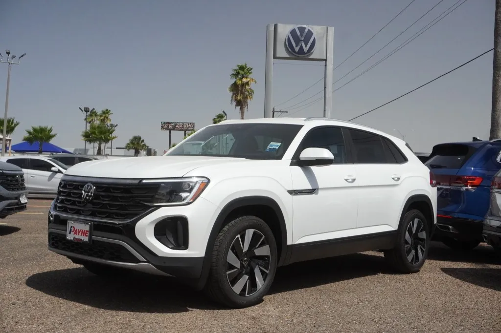 2026 Volkswagen Atlas Cross Sport 2.0T SE w/Technology