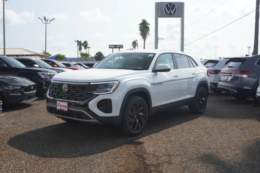 2026 Volkswagen Atlas Cross Sport 2.0T SE w/Technology