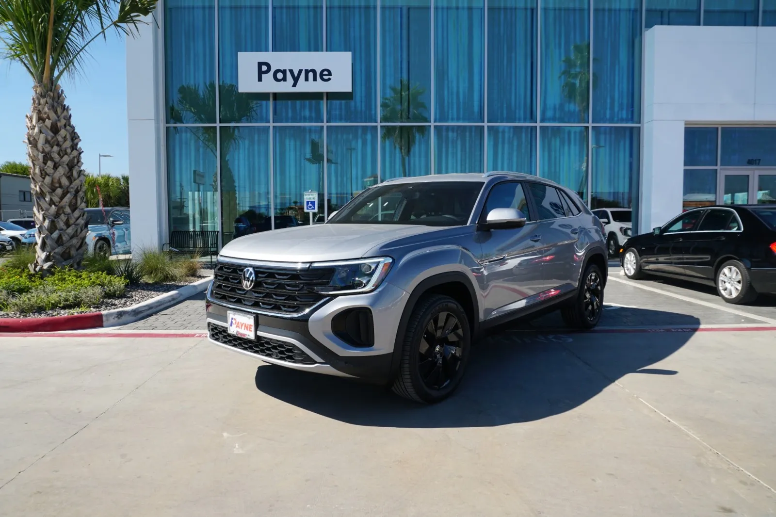 2026 Volkswagen Atlas Cross Sport SE w/Tech's photo