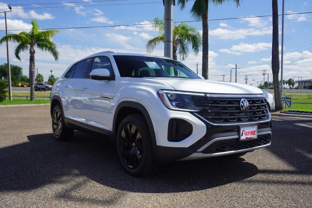 2026 Volkswagen Atlas Cross Sport 2.0T SE w/Technology