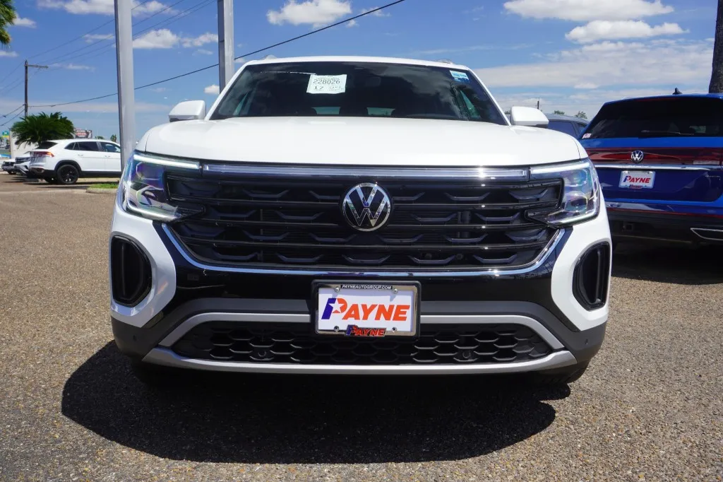 2026 Volkswagen Atlas Cross Sport 2.0T SE w/Technology