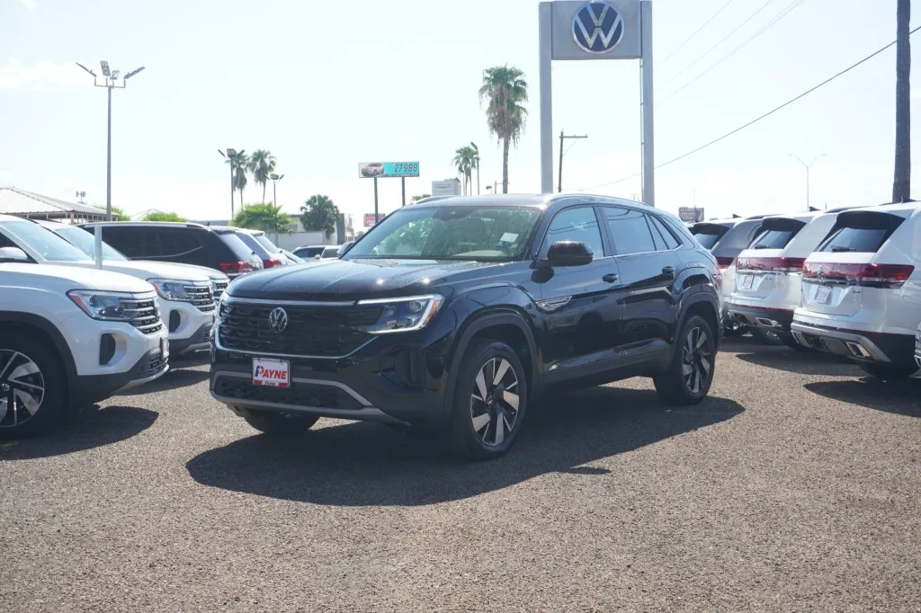 2026 Volkswagen Atlas Cross Sport 2.0T SE w/Technology