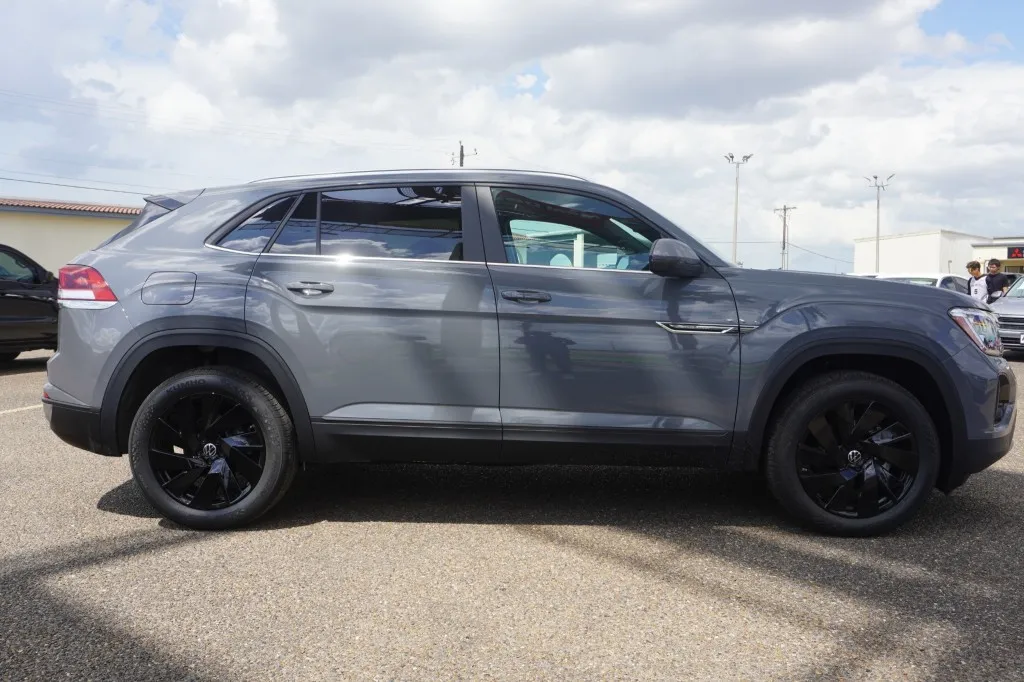 2026 Volkswagen Atlas Cross Sport 2.0T SE w/Technology 2026 Volkswagen Atlas Cross Sport 2.0T SE w/Technology