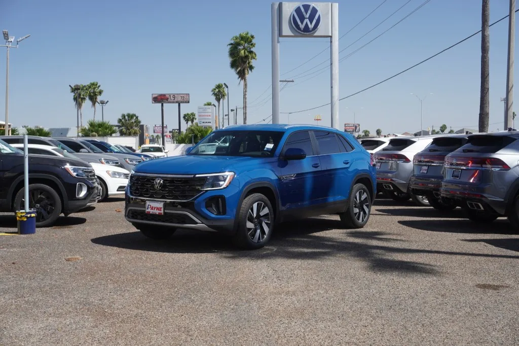 2025 Volkswagen Atlas Cross Sport 2.0T SE w/Technology