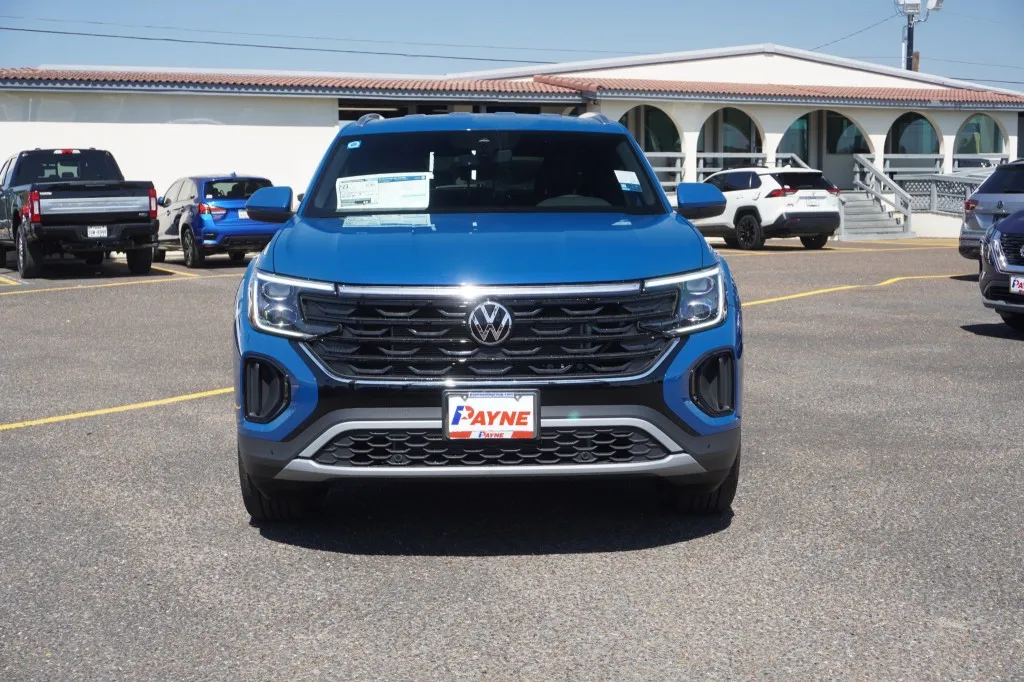 2025 Volkswagen Atlas Cross Sport 2.0T SE w/Technology