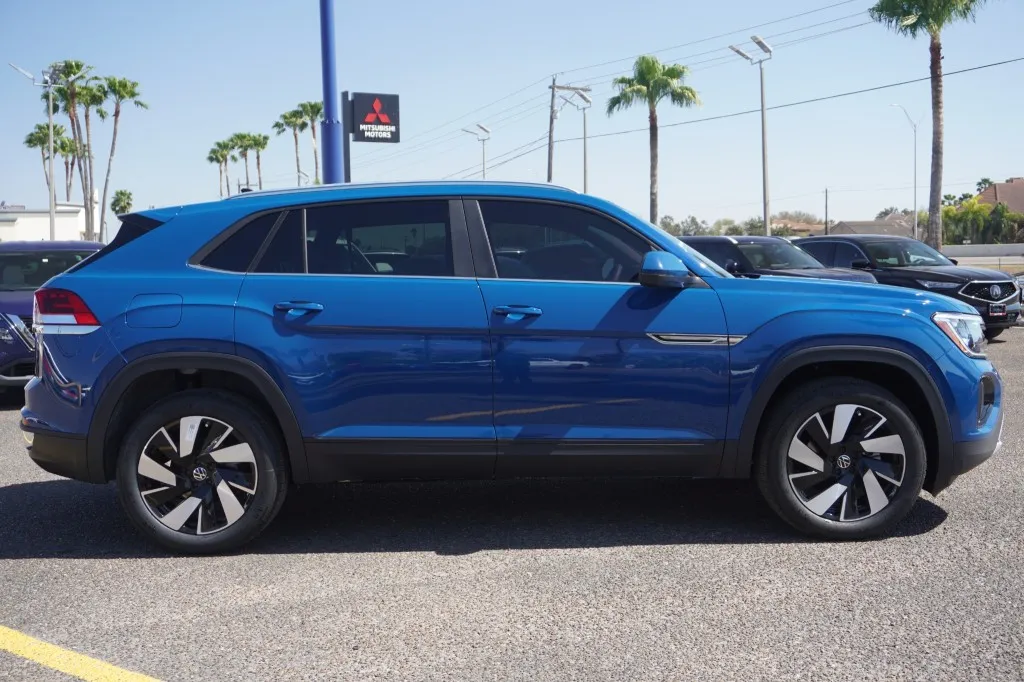2025 Volkswagen Atlas Cross Sport 2.0T SE w/Technology
