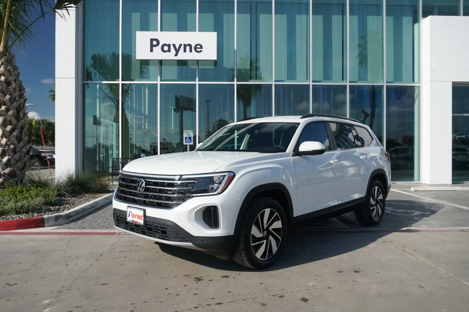 2026 Volkswagen Atlas 2.0T SE w/Technology