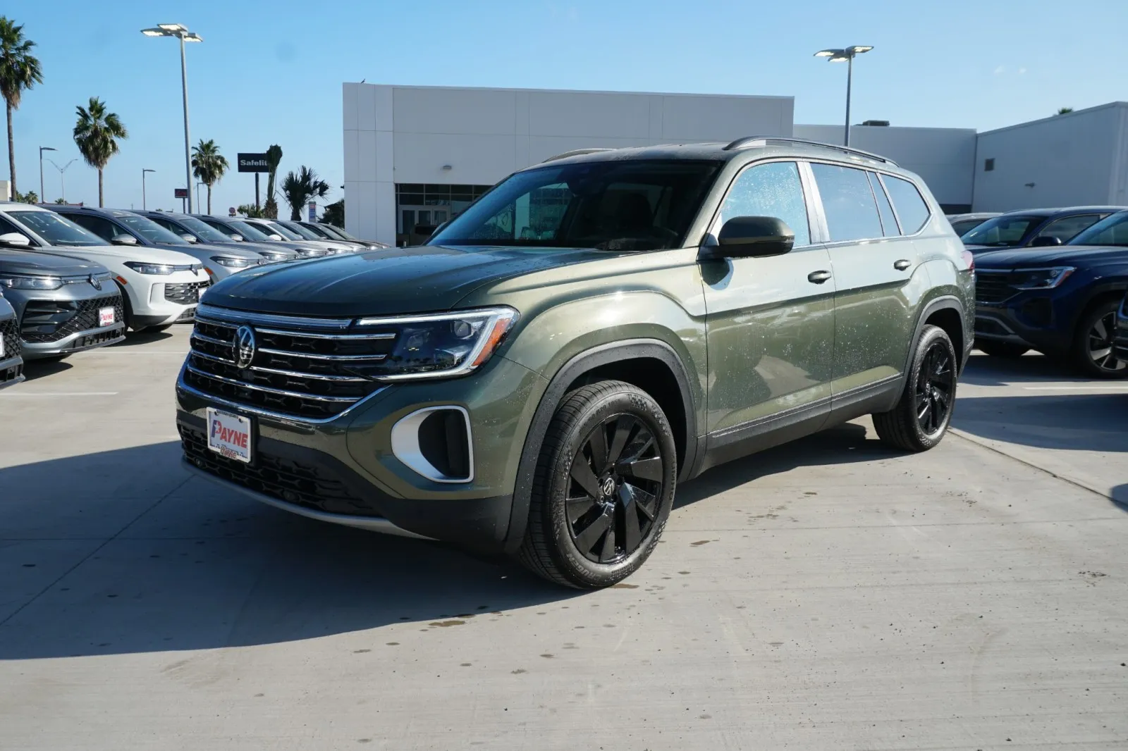 2026 Volkswagen Atlas 2.0T SE w/Technology