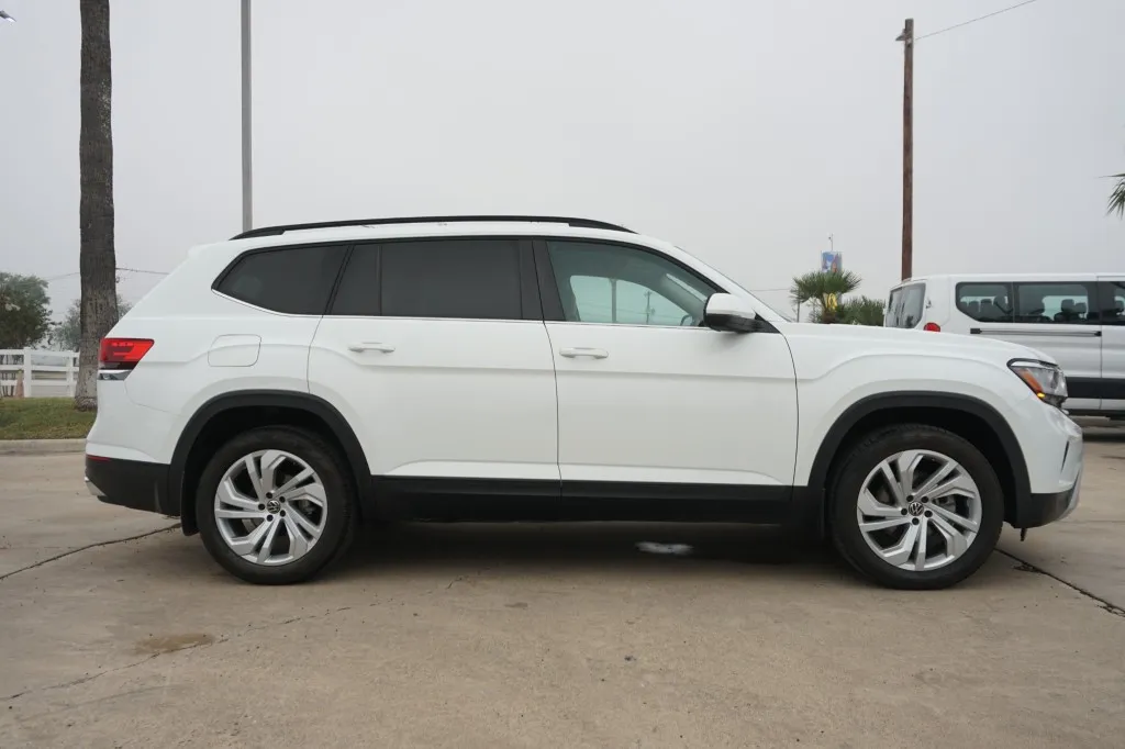 2021 Volkswagen Atlas SE w/Tech photo 5