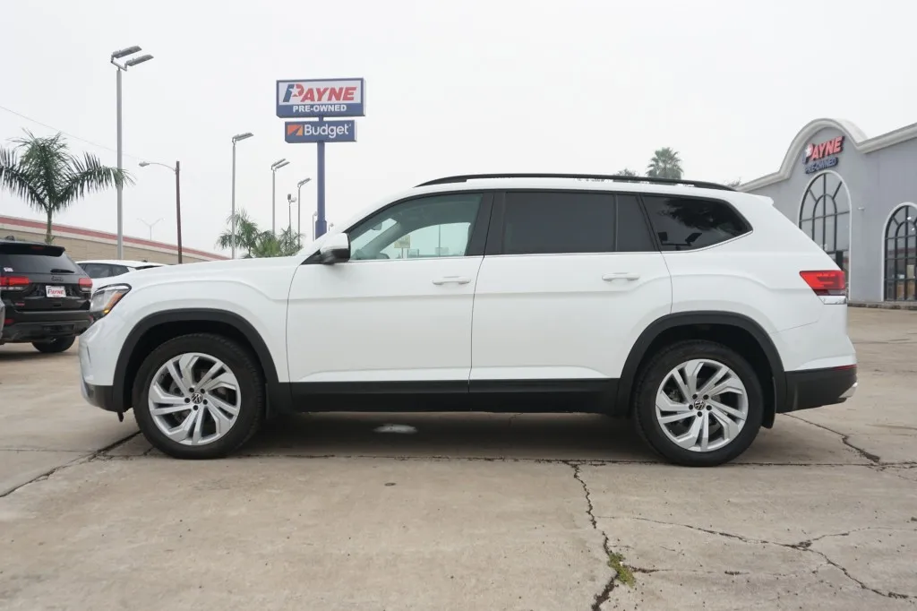 2021 Volkswagen Atlas SE w/Tech photo 14