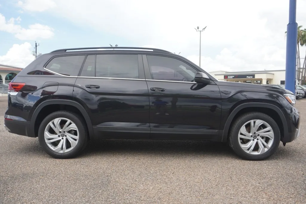 2022 Volkswagen Atlas 2.0T SE w/Technology