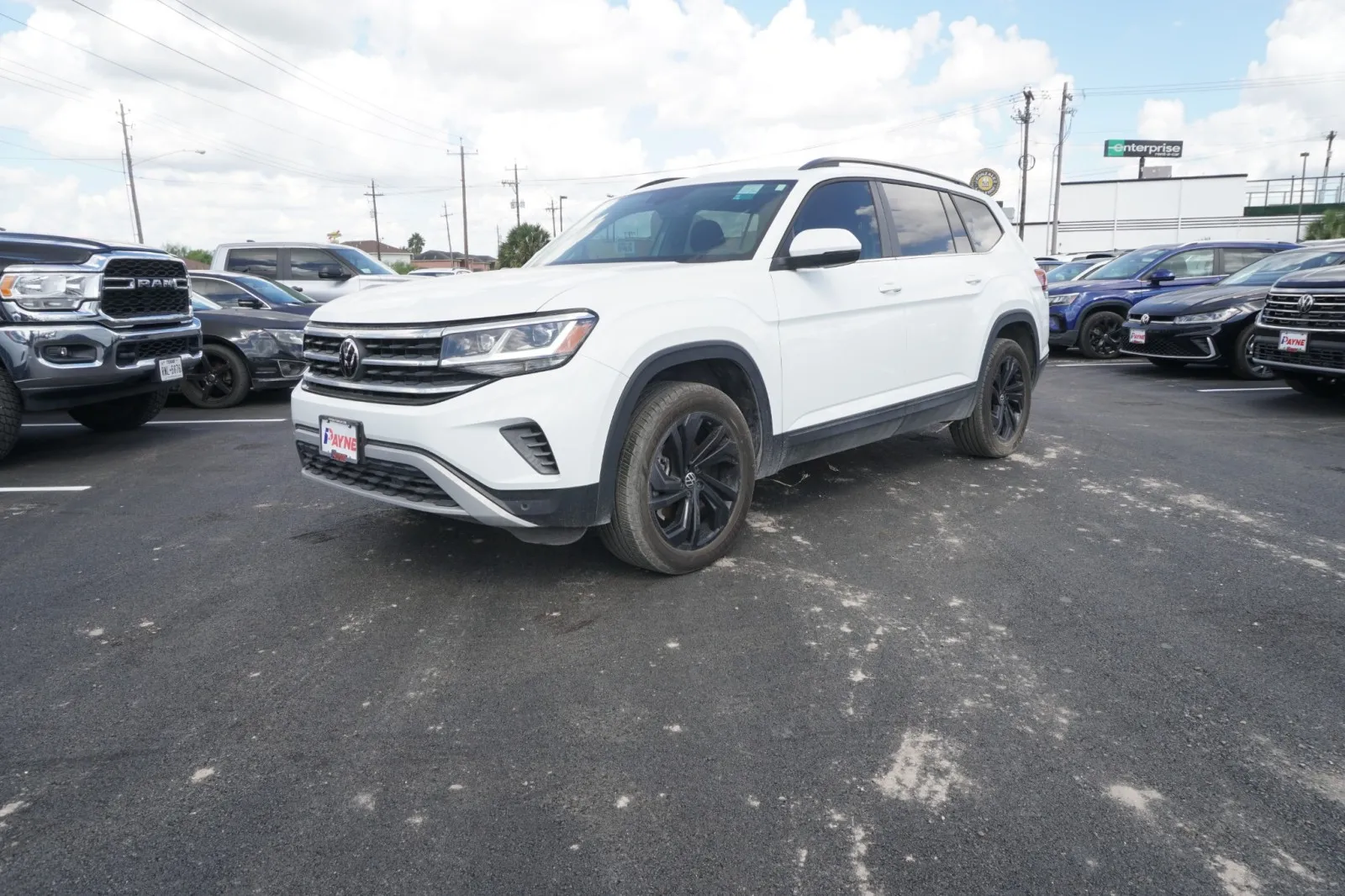 2023 Volkswagen Atlas 3.6L V6 SE w/Technology