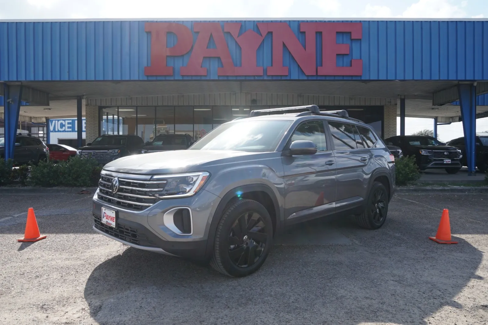2024 Volkswagen Atlas 2.0T SE w/Technology