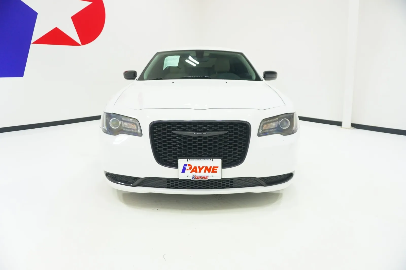 2023 Chrysler 300 Touring