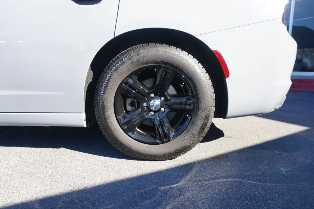 2021 Dodge Charger SXT photo 10