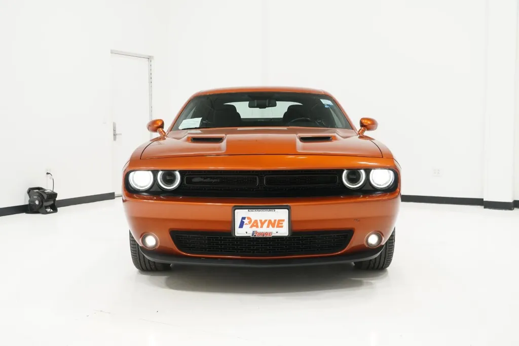 2022 Dodge Challenger SXT