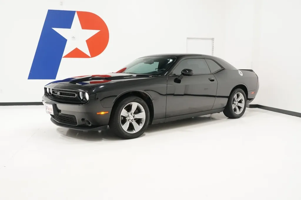 2019 Dodge Challenger SXT
