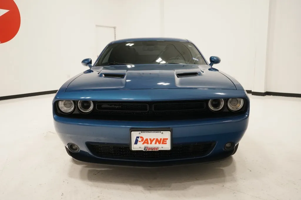 2021 Dodge Challenger SXT