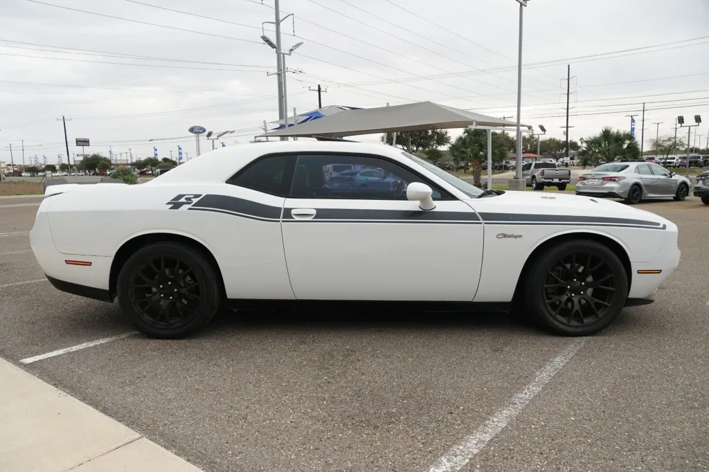 2015 Dodge Challenger R/T Plus