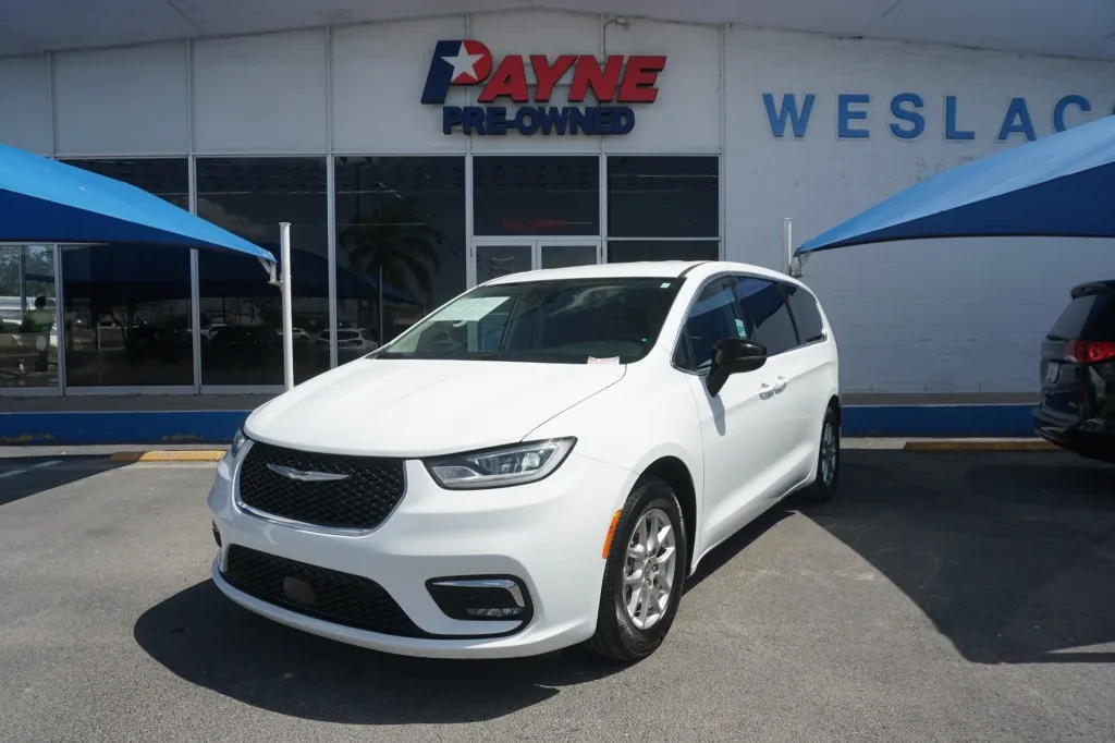 2024 Chrysler Pacifica Touring L