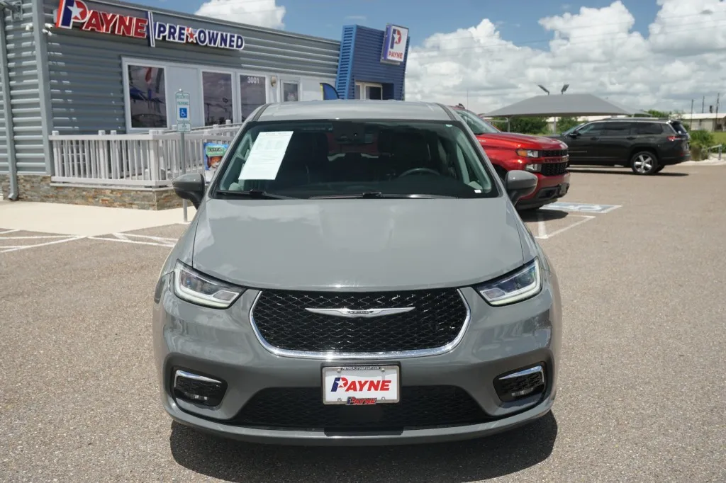 2023 Chrysler Pacifica Touring L