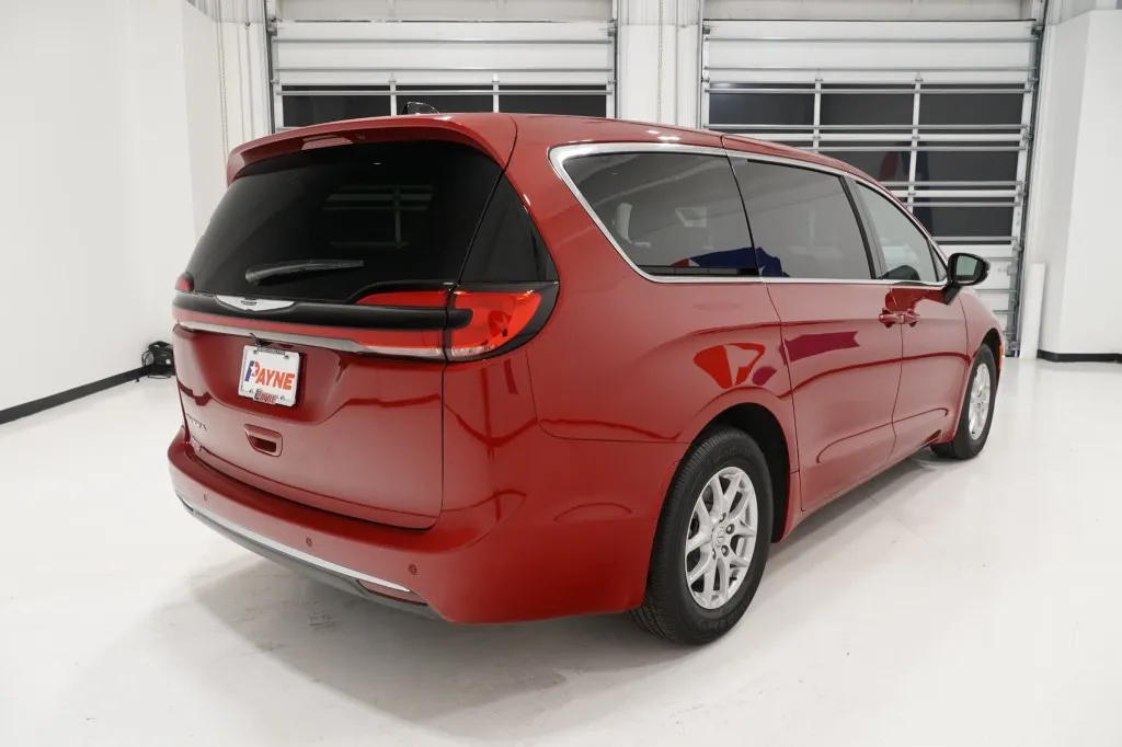 2026 Chrysler Pacifica Select 2026 Chrysler Pacifica Select