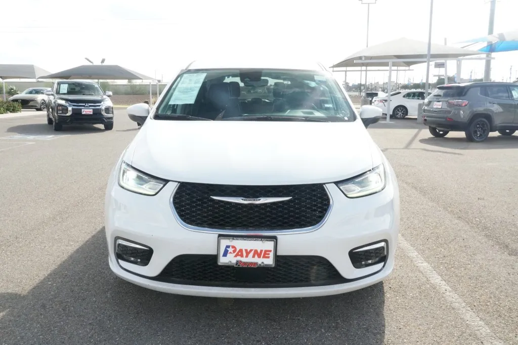 2023 Chrysler Pacifica Touring L