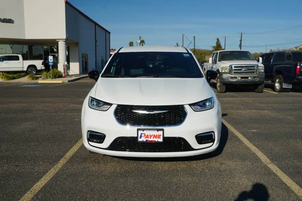 2026 Chrysler Pacifica Select 2026 Chrysler Pacifica Select