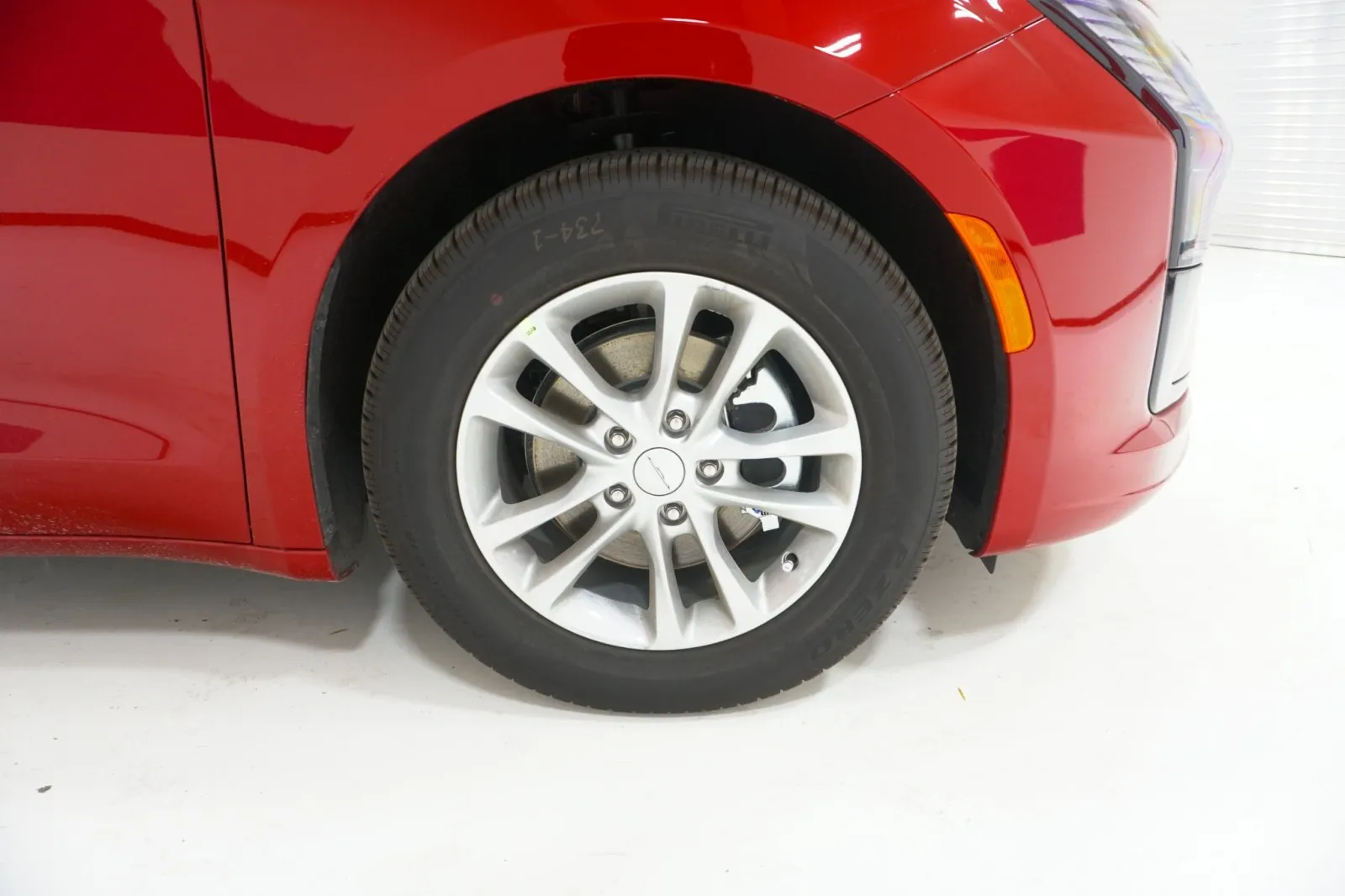 2027 Chrysler Pacifica Select