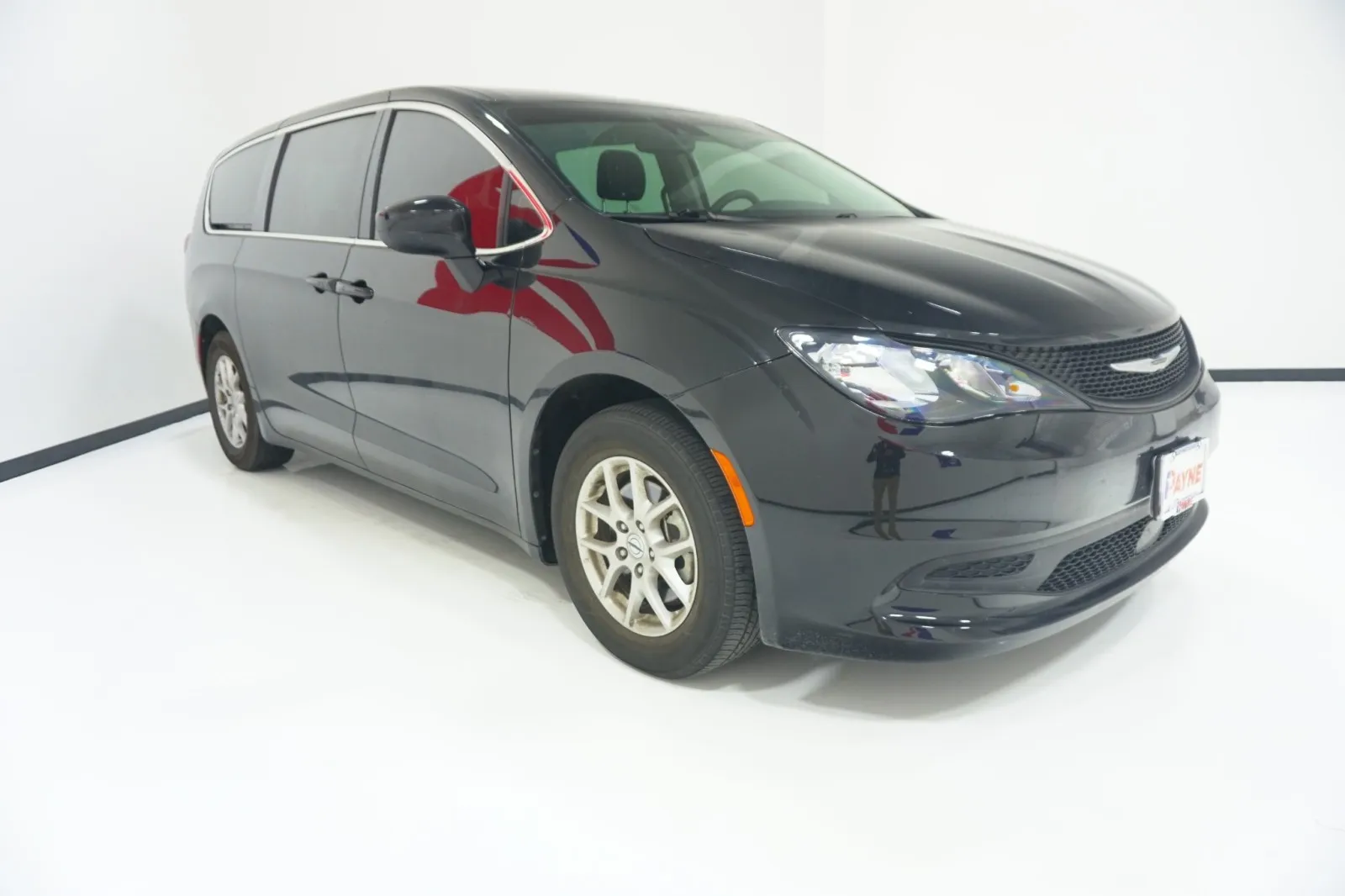 2023 Chrysler Voyager (fleet-only) LX