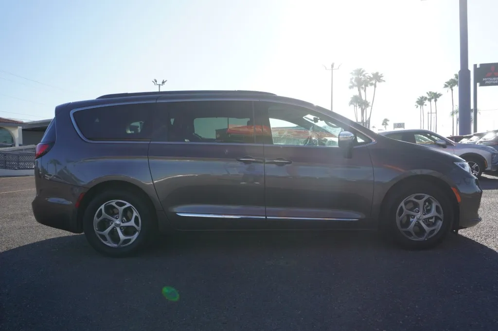 2023 Chrysler Pacifica Limited